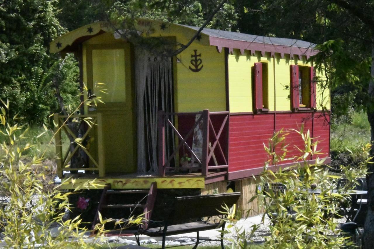 Holiday home Roulotte Pour Nuit En Amoureux Equipee.. Noyelles-sur-Mer